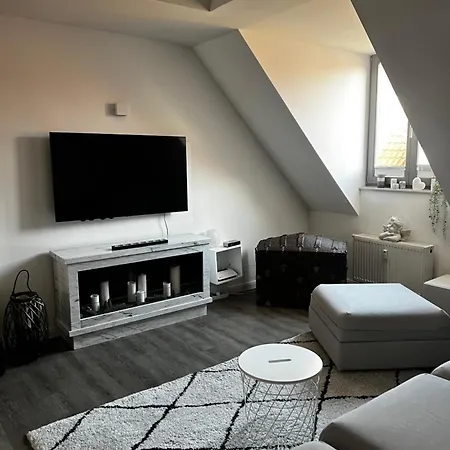 Moderne Galeriewohnung Mit Balkon Und Stellplatz Am Wenigemarkt Apartmán Erfurt